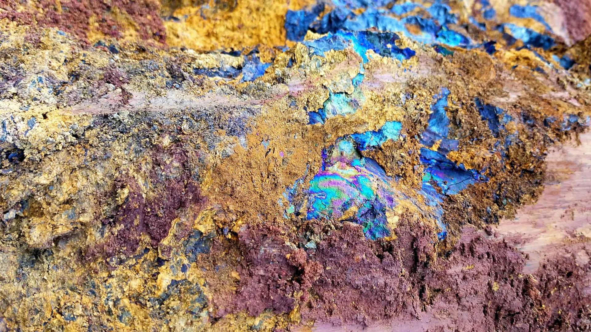 High grade laterite nickel ore from Indonesia. Source: Shutterstock
