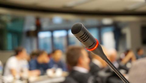 Microphone