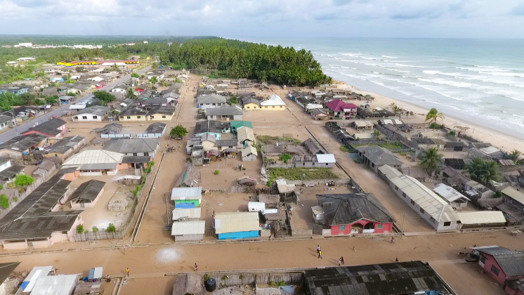 Aerial photograph of the Anokyi community. 